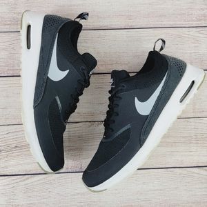 Nike Air Max Thea Black/ White Sneakers Women’s Size 8.5